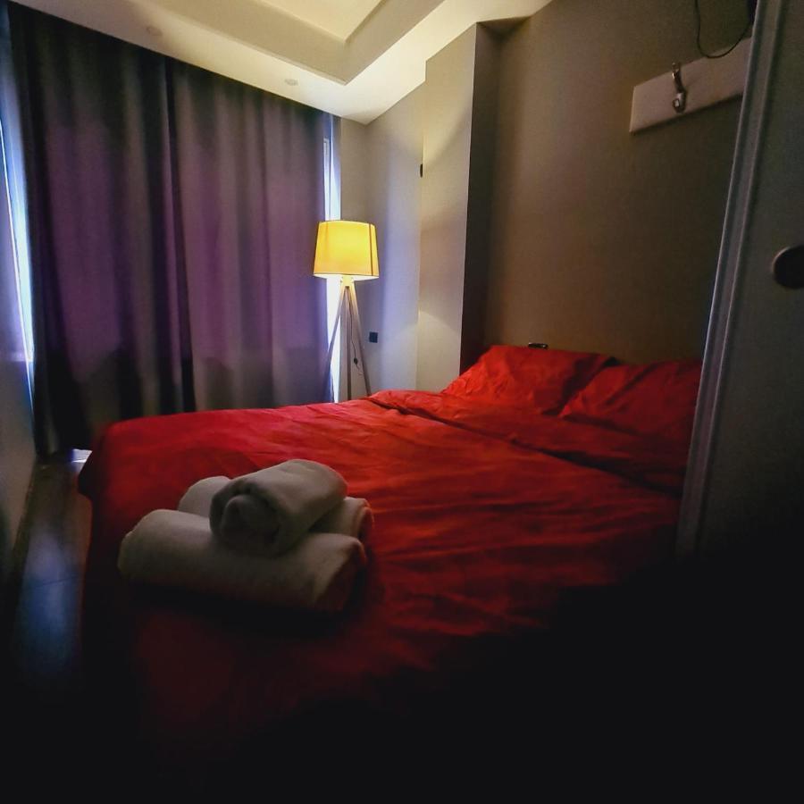 Hotel Driti New Bazaar ティラナ エクステリア 写真